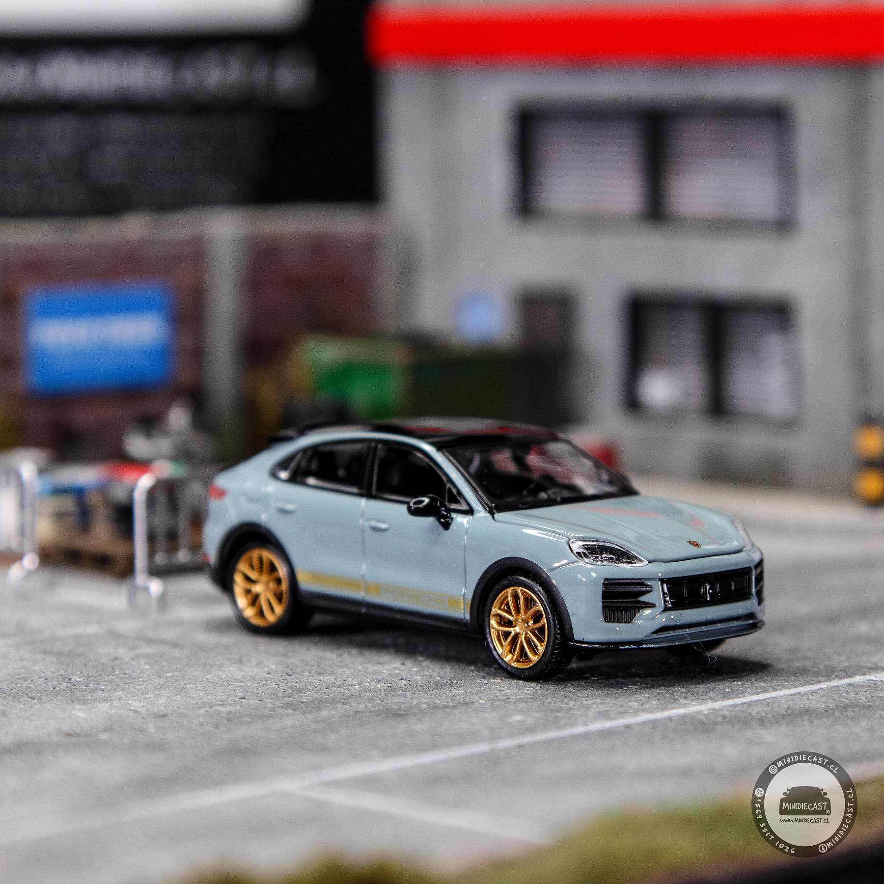 Trends Hobby 1:64 Porsche Cayenne Turbo GT Weissach - GREY