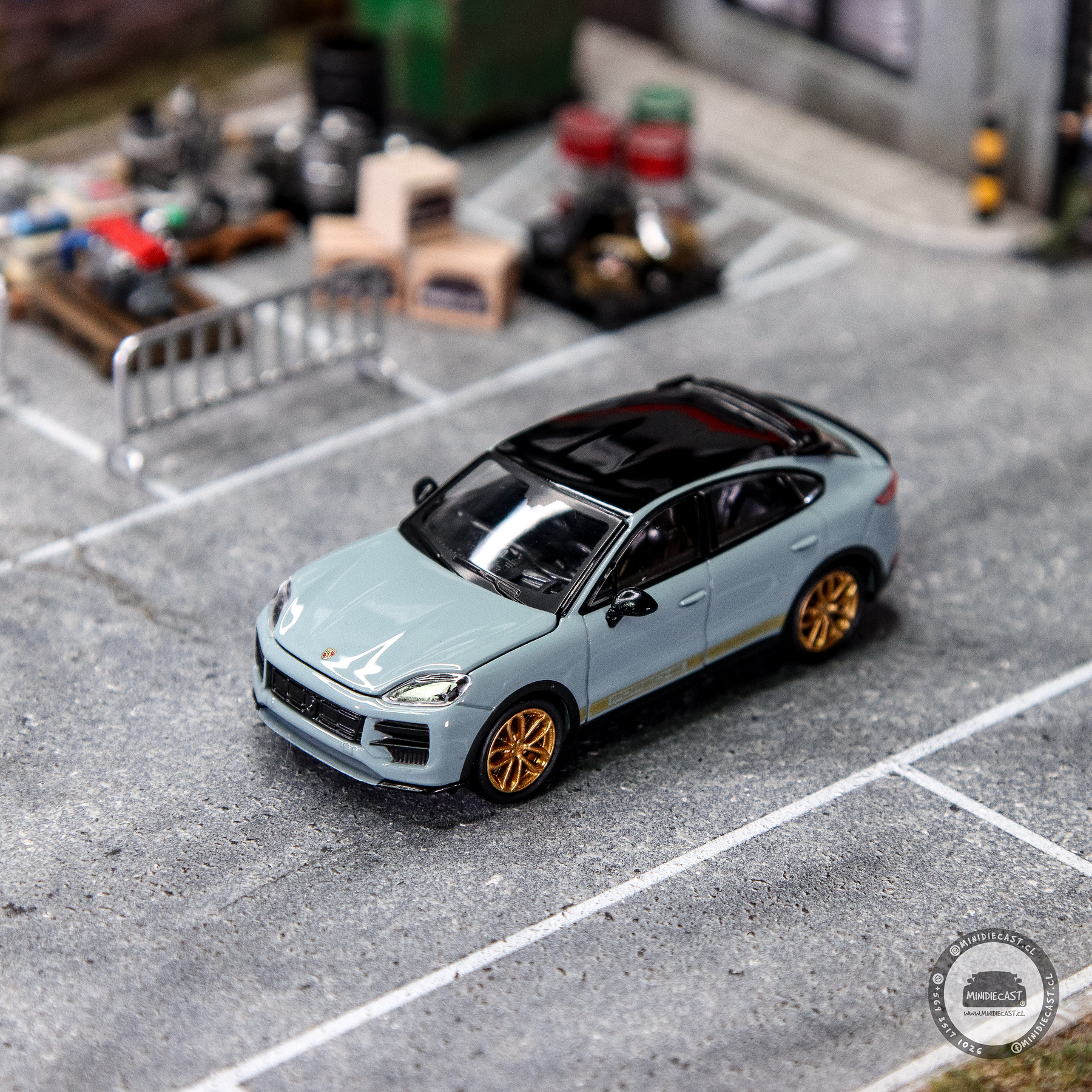 Trends Hobby 1:64 Porsche Cayenne Turbo GT Weissach - GREY