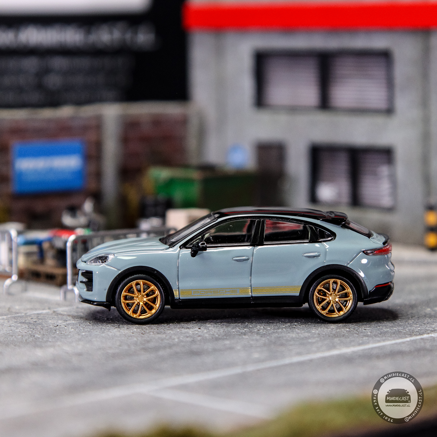 Trends Hobby 1:64 Porsche Cayenne Turbo GT Weissach - GREY