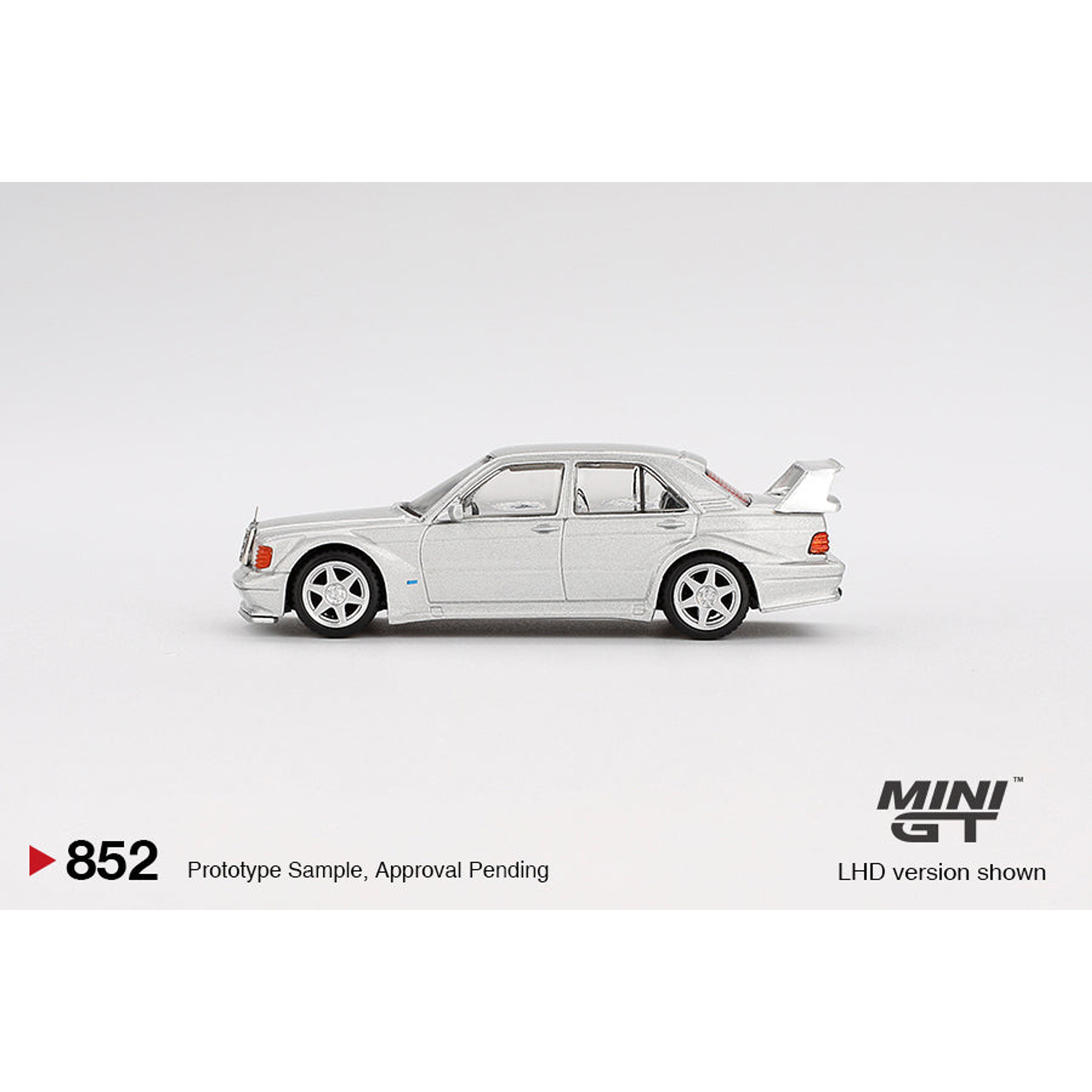 Mini GT 1:64 Mercedes-Benz 190E 2.5-16 Evolution II – Astral Silver.