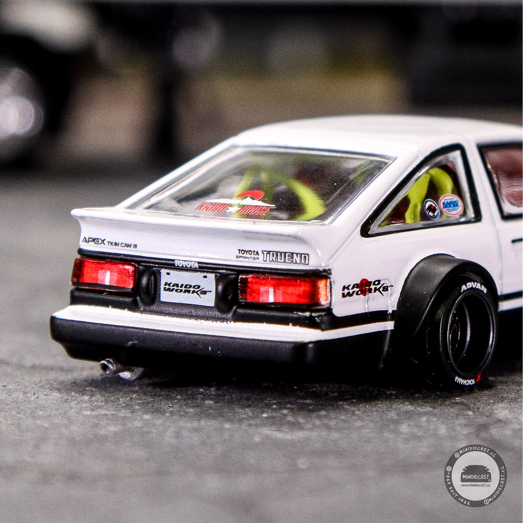 Mini GT x Kaido House 1:64 Toyota Sprinter Trueno KAIDO WORKS IMA RACING V1.