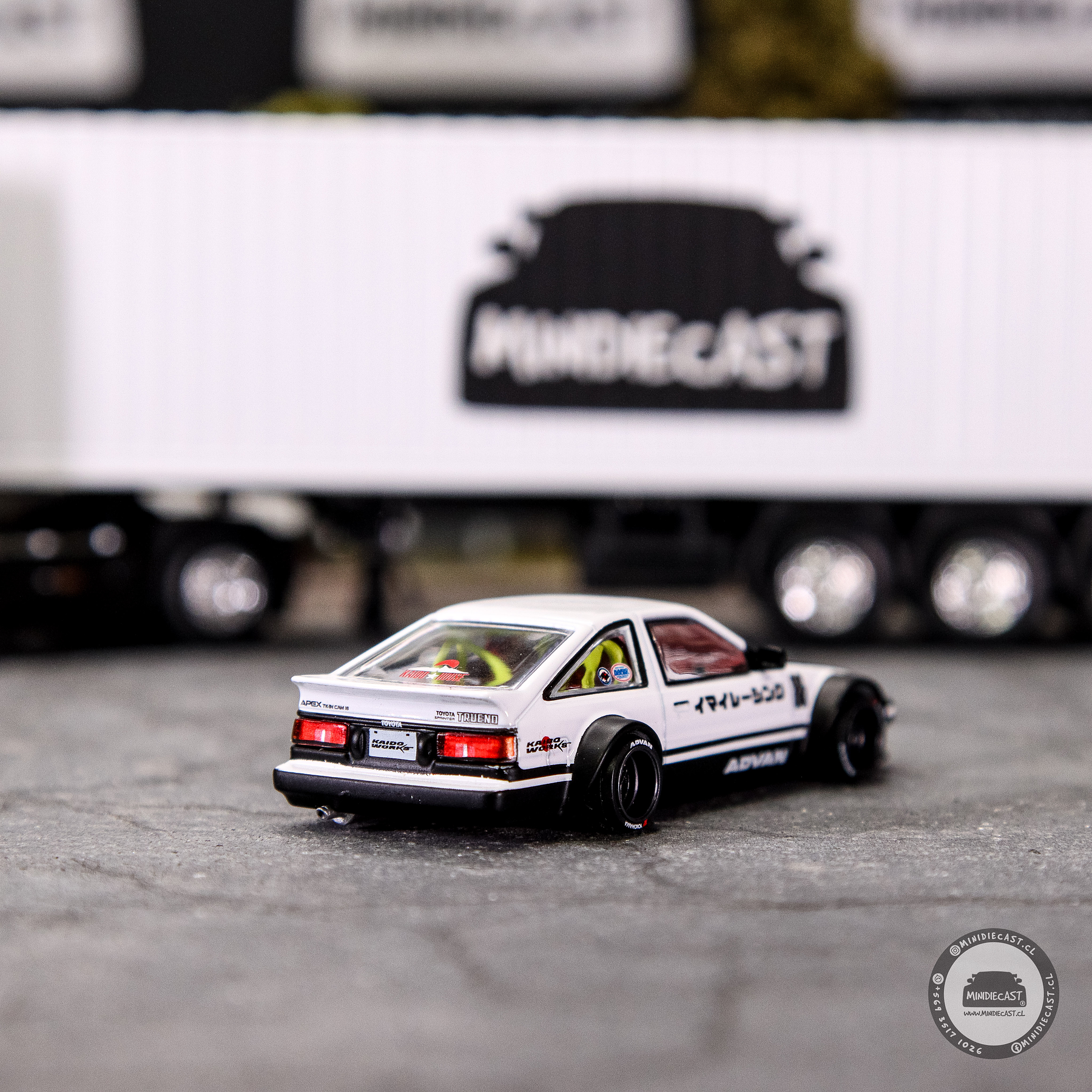Mini GT x Kaido House 1:64 Toyota Sprinter Trueno KAIDO WORKS IMA RACING V1.