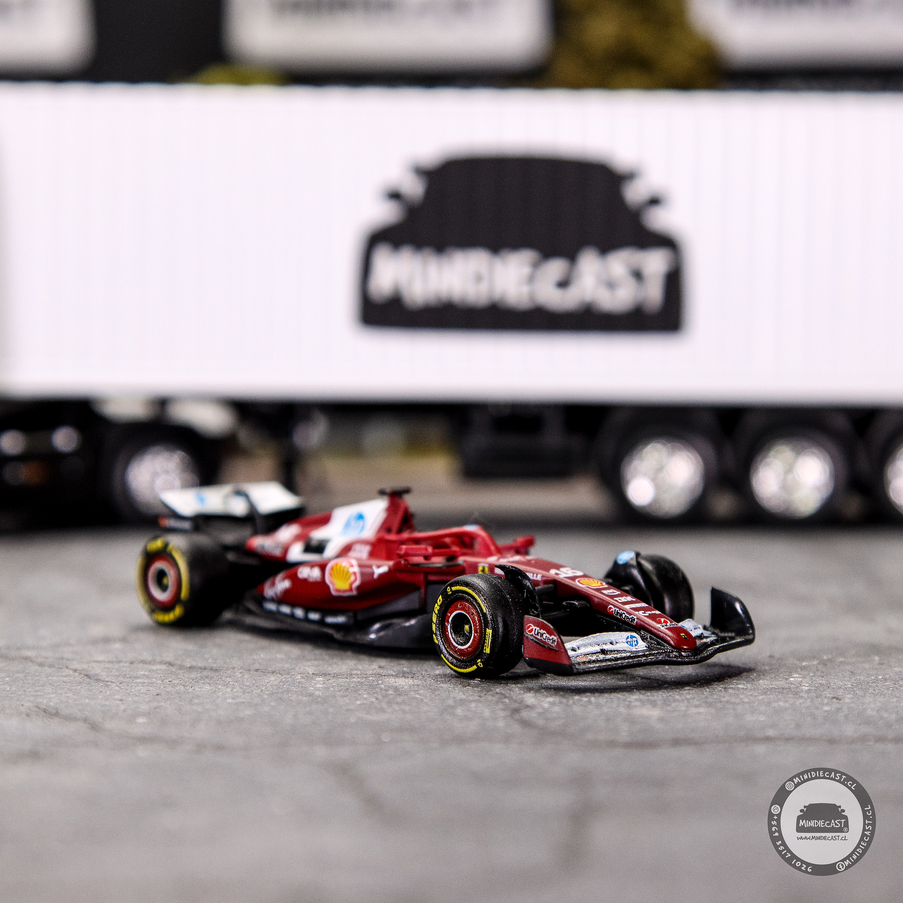 Bburago 1:64 F1 2025 Ferrari SF-25 #16 Charles Leclerc.