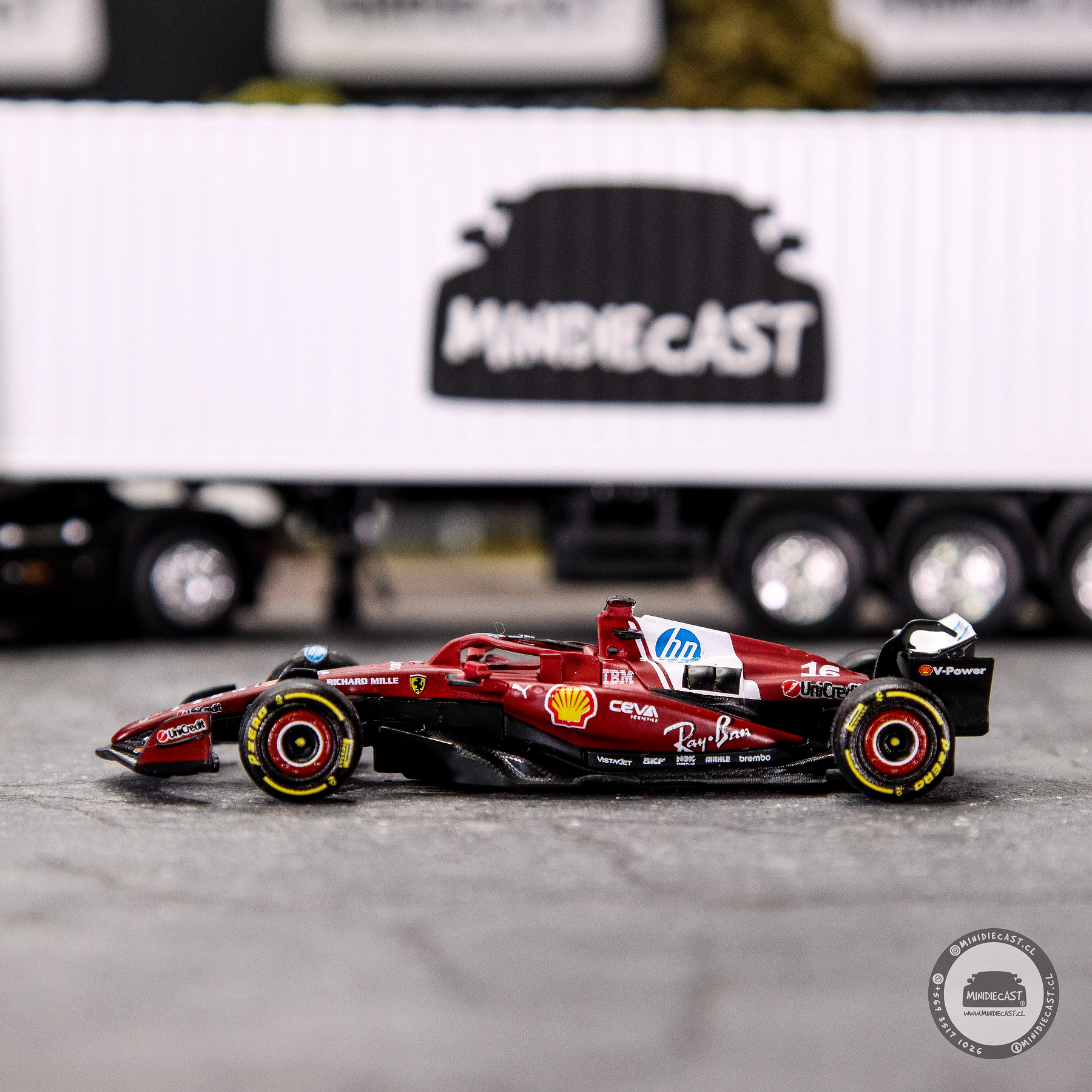 Bburago 1:64 F1 2025 Ferrari SF-25 #16 Charles Leclerc.