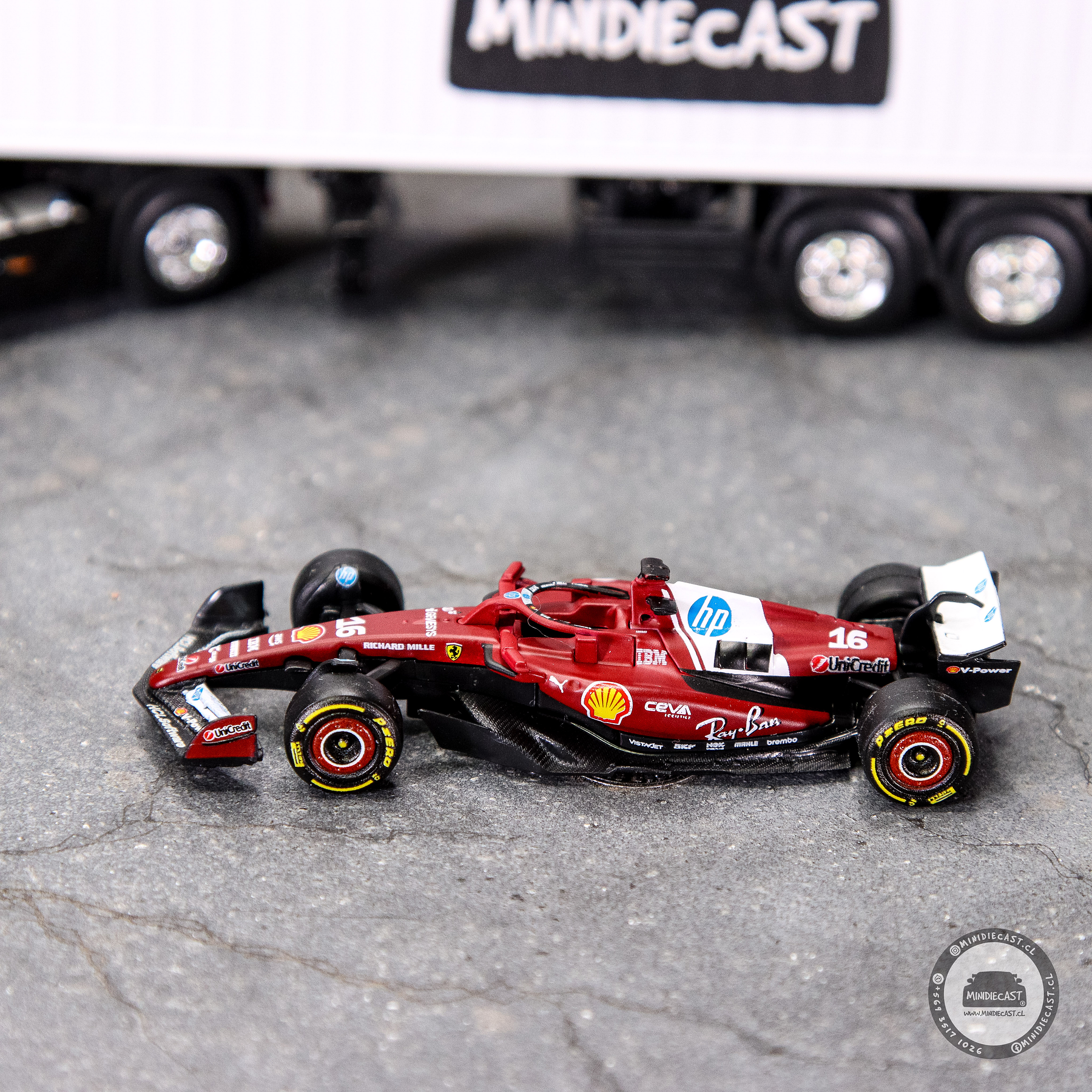 Bburago 1:64 F1 2025 Ferrari SF-25 #16 Charles Leclerc.