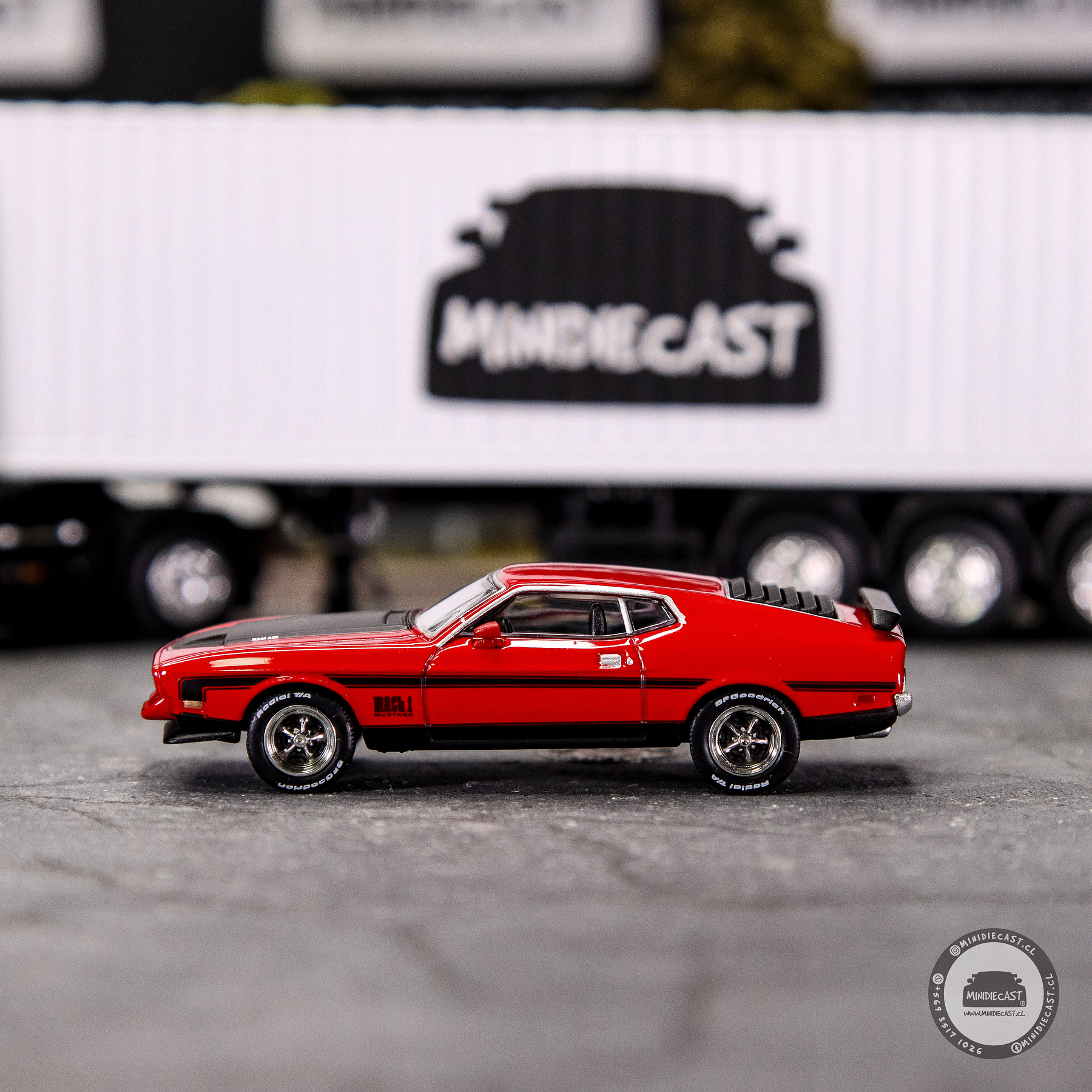 Mini GT 1:64 Ford Mustang Mach1 1971 – Race Red – Mijo Exclusives.
