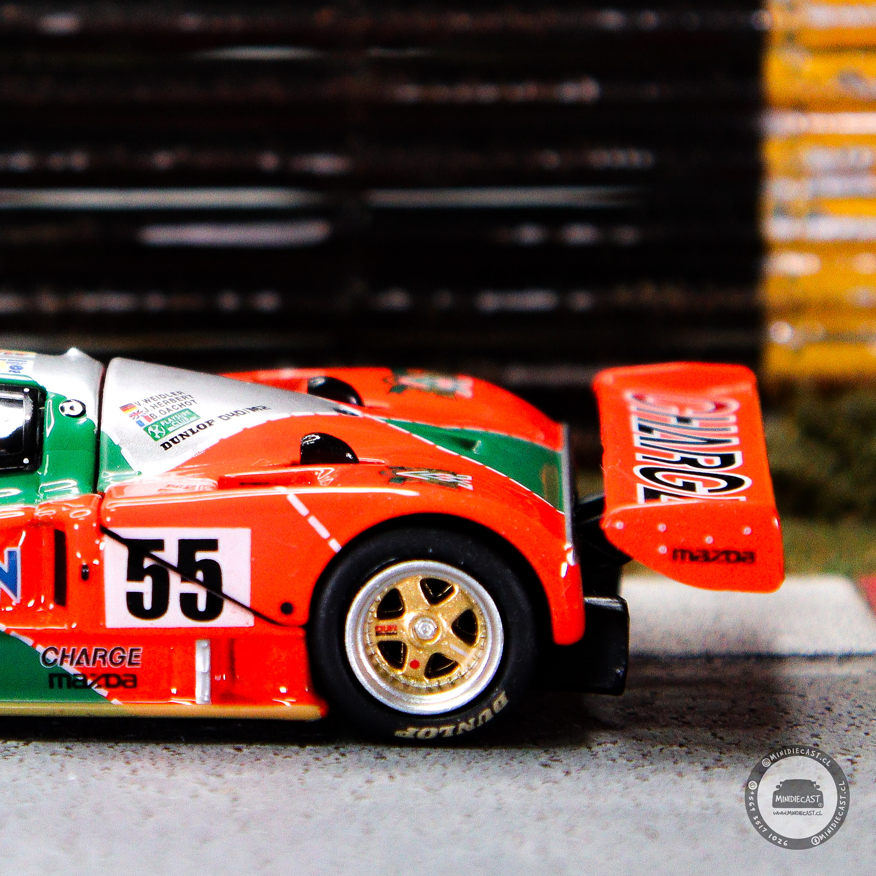 Pop Race 1:64 Mazda 787B 1991 Le Mans 24H Winner.