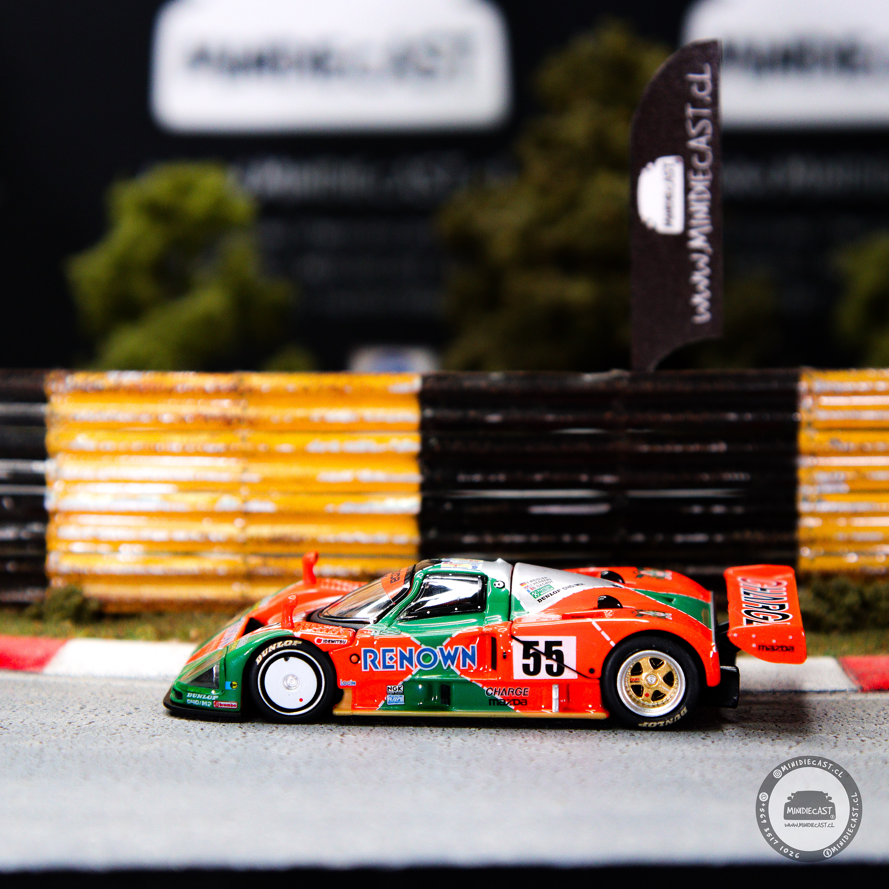 Pop Race 1:64 Mazda 787B 1991 Le Mans 24H Winner.