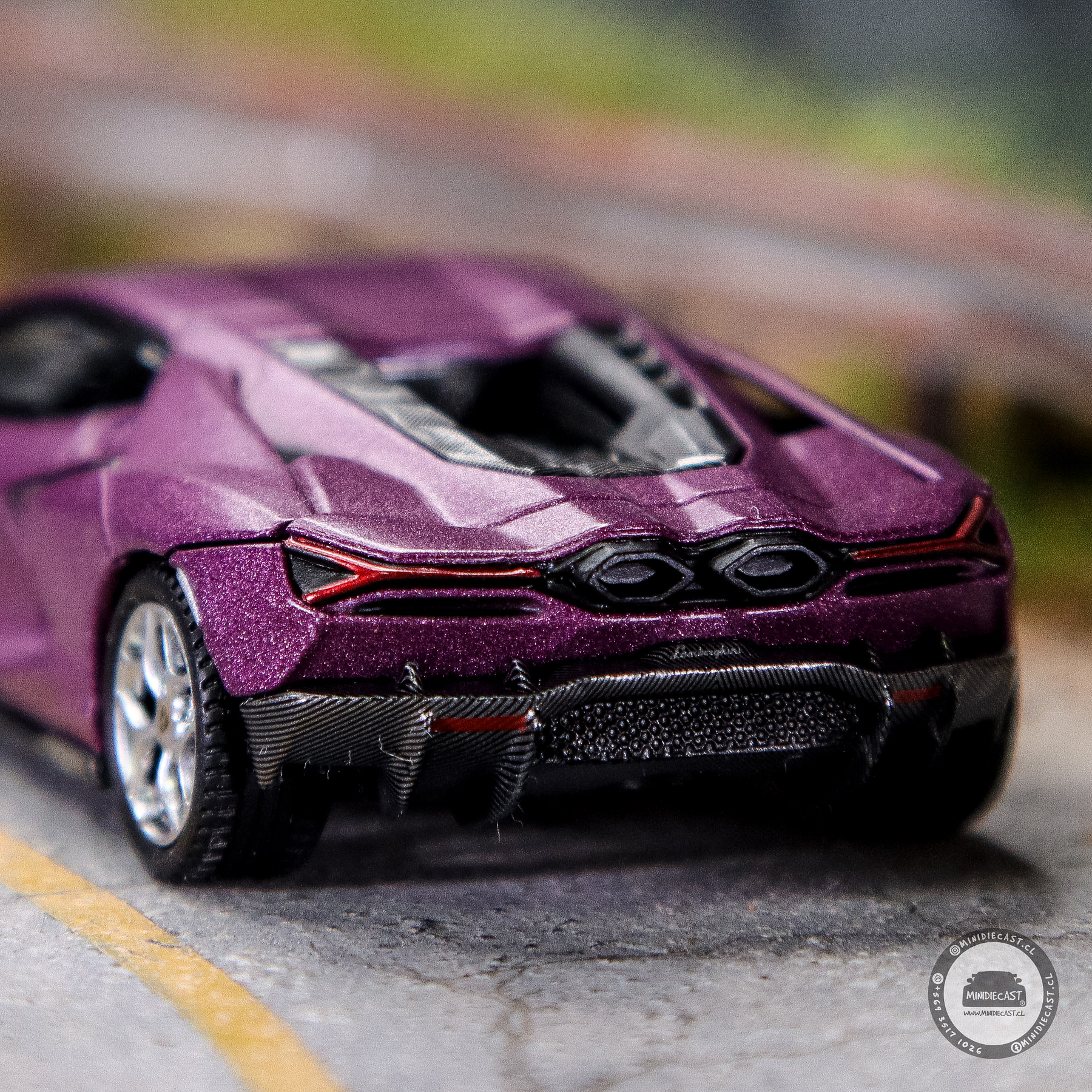 Mini GT 1:64 Lamborghini Revuelto Viola 30th – Matte Purple – Mijo Exclusives. 