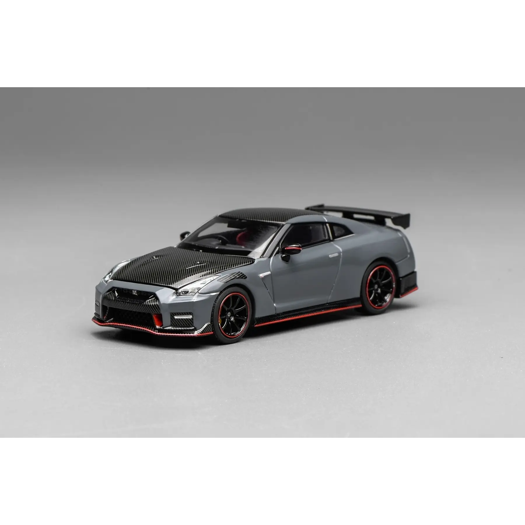 Motorhelix 1:64 Nissan GT-R NISMO (R35) Special Edition 2022 NISMO Stealth Gray