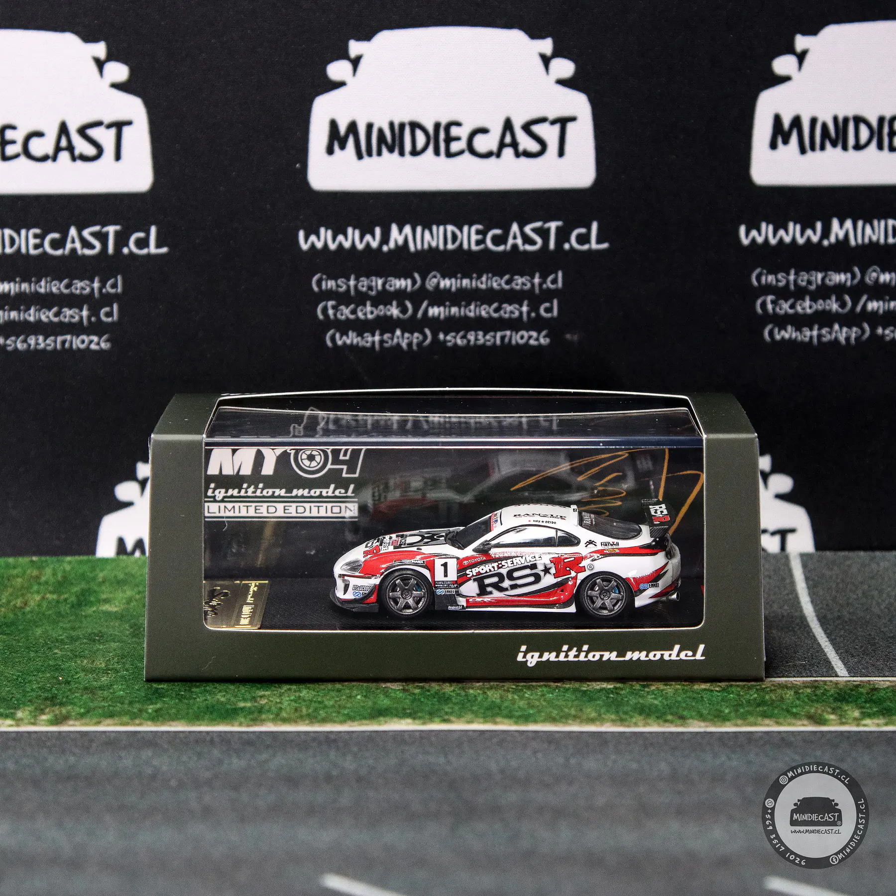 Ignition Model x MY64 1:64 Toyota Supra (JZA80) RZ Exclusive