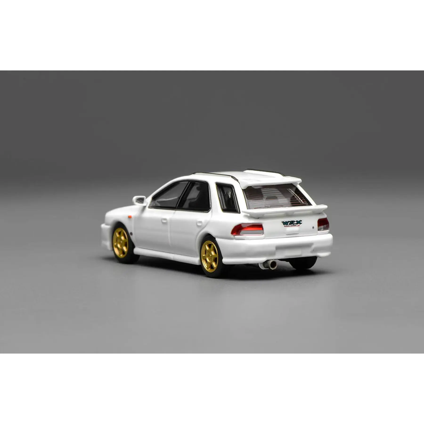 Motorhelix 1:64 Subaru Impreza Wagon WRX STi Version VI (GC8) Pure White