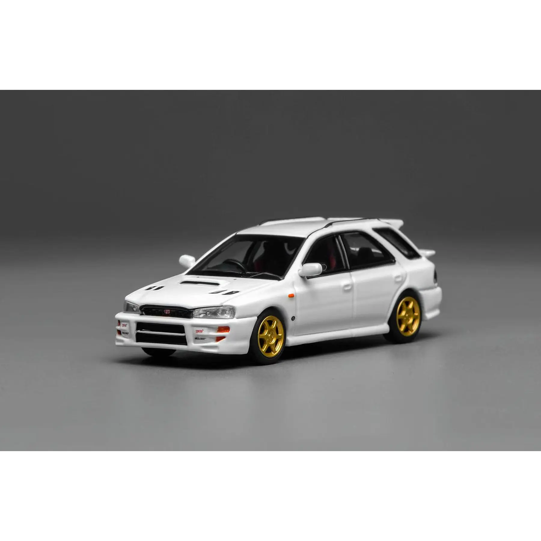 Motorhelix 1:64 Subaru Impreza Wagon WRX STi Version VI (GC8) Pure White