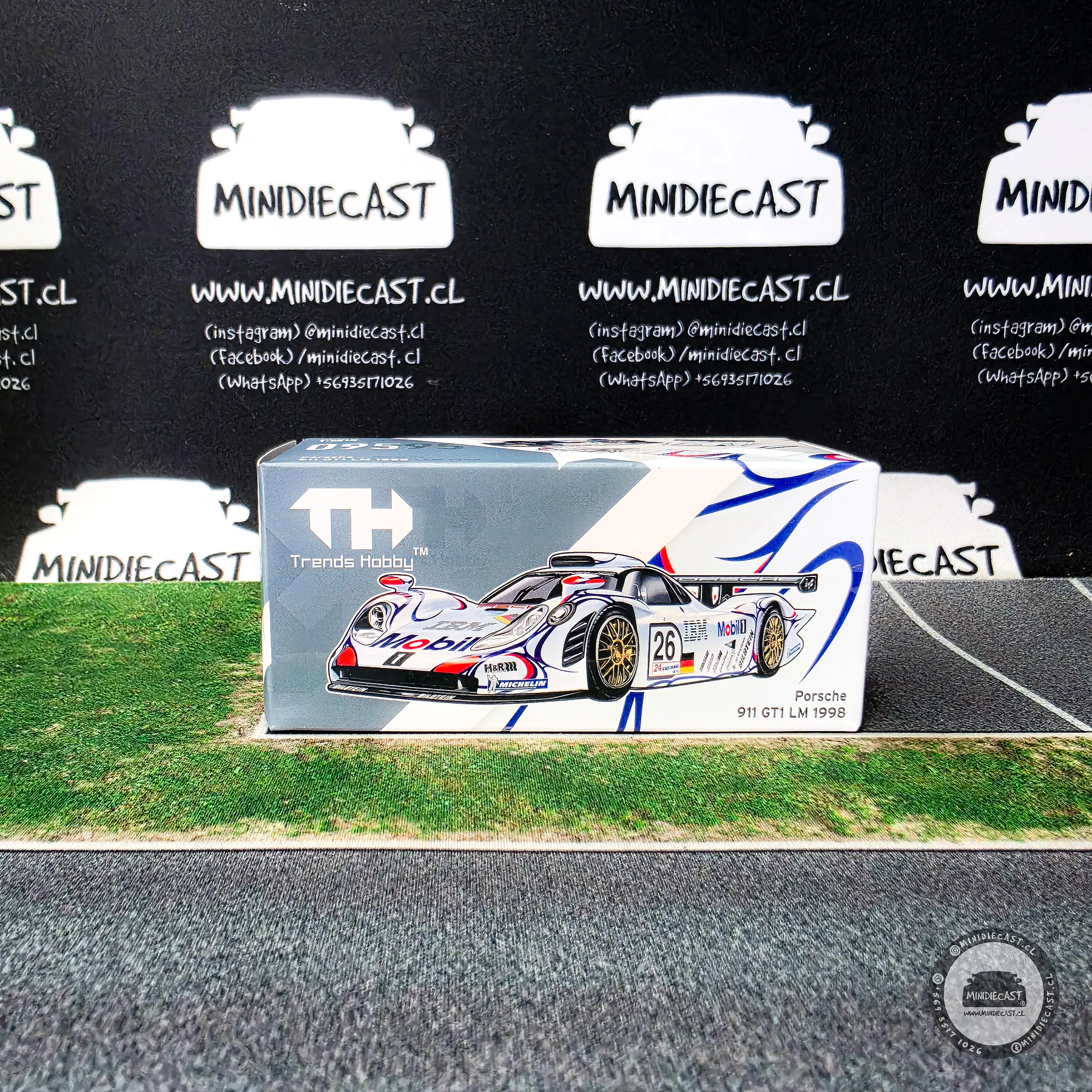 Trends Hobby 1:64 Porsche 911 GT1 LM 1998