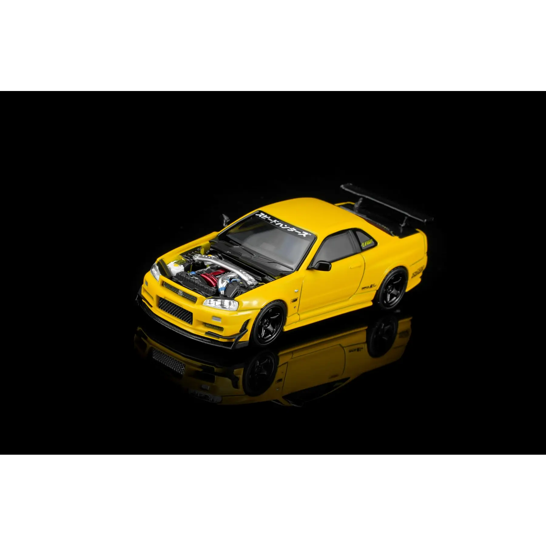 (PREVENTA) Motorhelix 1:64 Nissan Skyline GT-R (R34) Custom Edition - Lightning Yellow Custom with GT Aero Kit