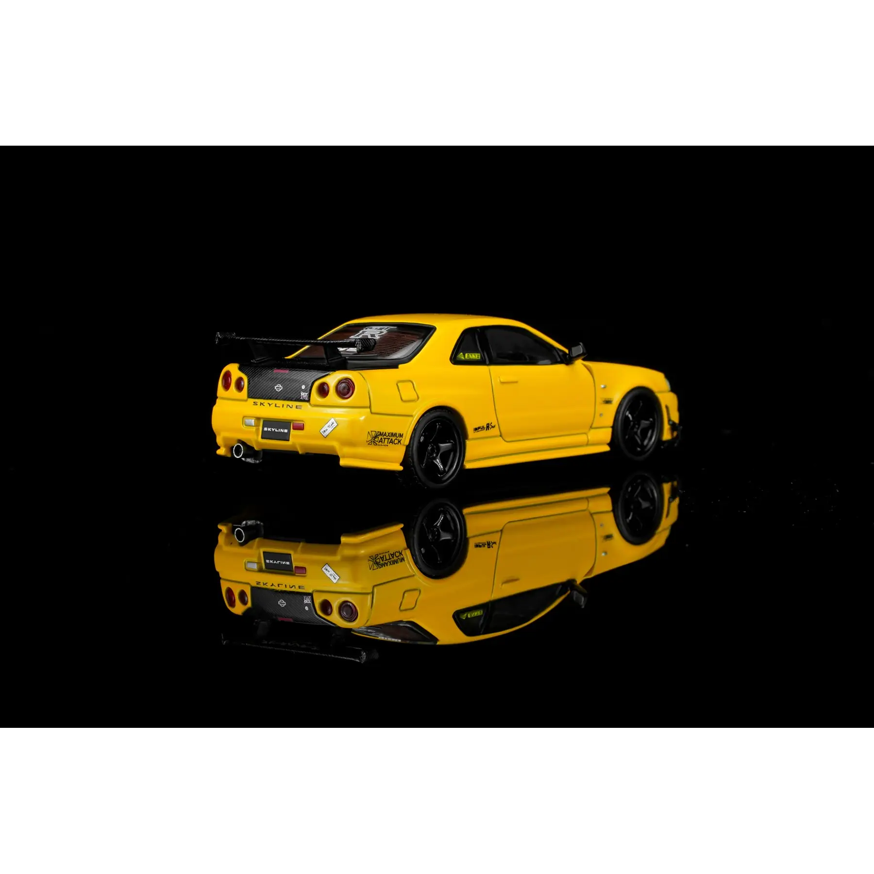 (PREVENTA) Motorhelix 1:64 Nissan Skyline GT-R (R34) Custom Edition - Lightning Yellow Custom with GT Aero Kit