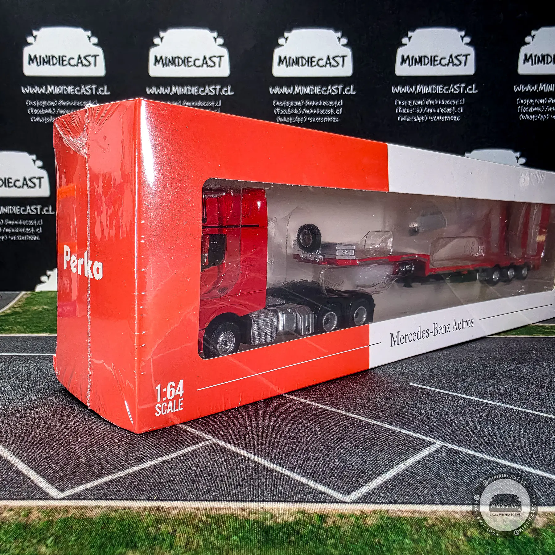 Time Micro x Perks 1:64 Mercedes-Benz - Flatbed Transport Trailer - Red