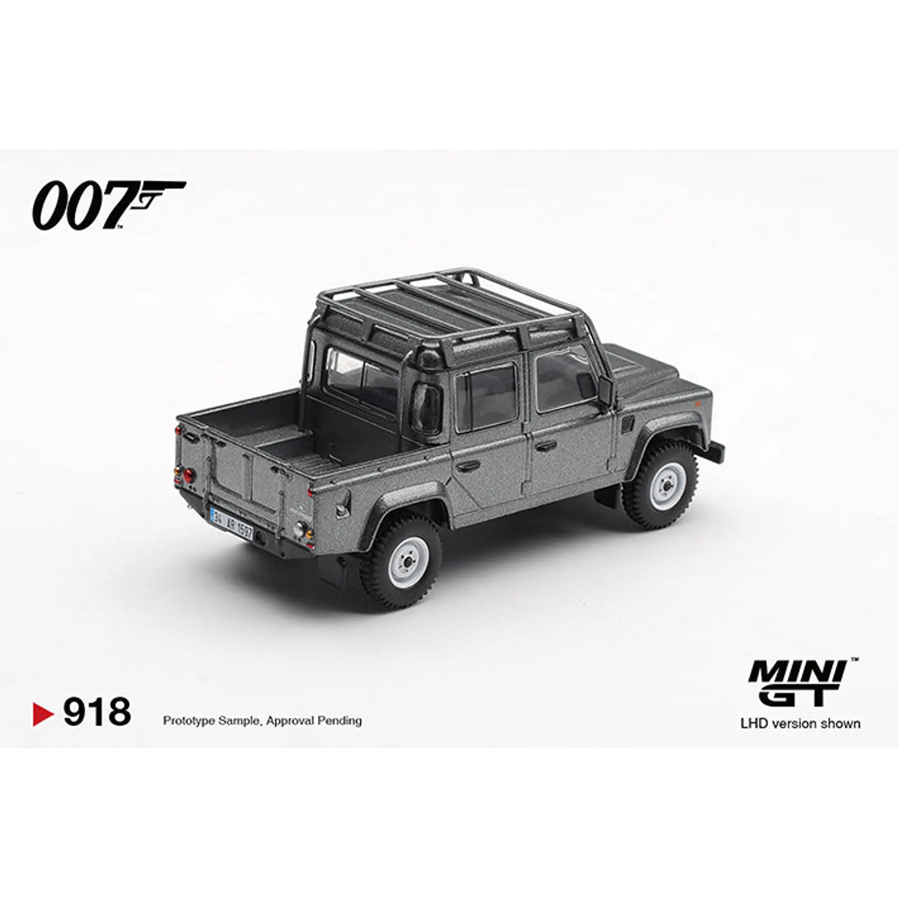 (PREVENTA) Mini GT 1:64 James Bond 007 Land Rover Defender 110 Crew Cab “Skyfall”- English Packaging – Limited Edition