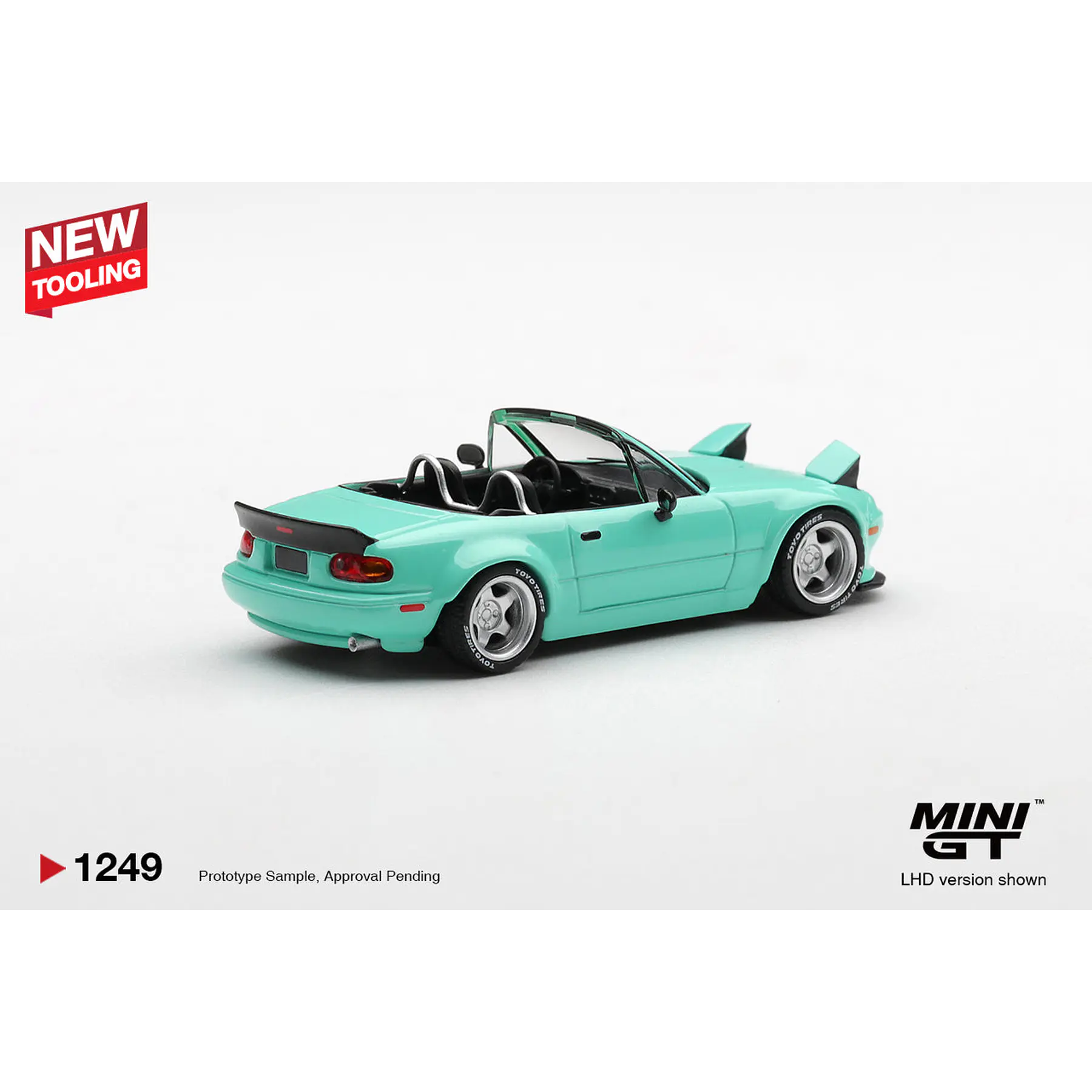 (PREVENTA) Mini GT 1:64 Mazda MX-5 (NA) Pandem – Mint Green – Limited Edition