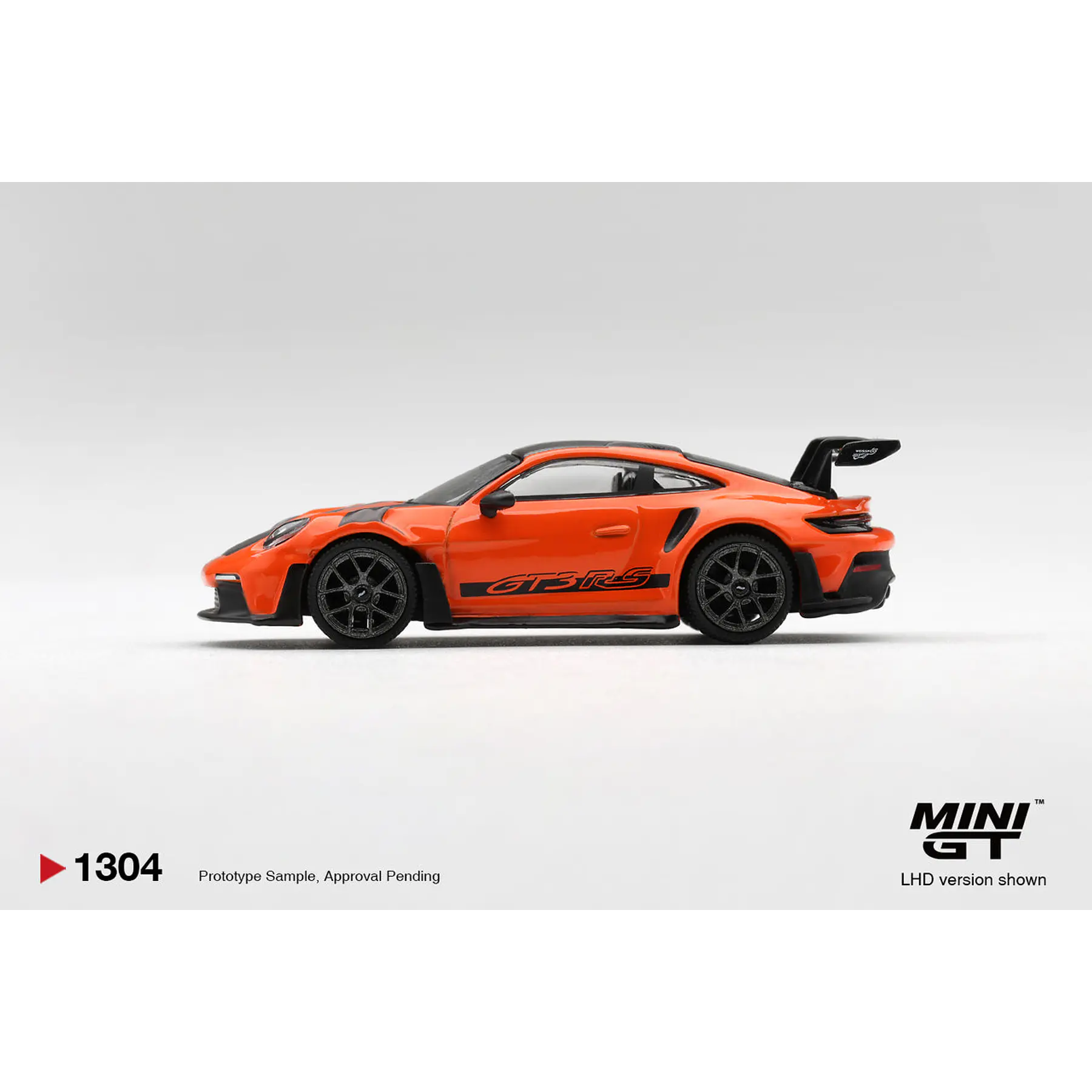(PREVENTA) Mini GT 1:64 Porsche 911 (992) GT3 RS Weissach Package – Gulf Orange – Limited Edition