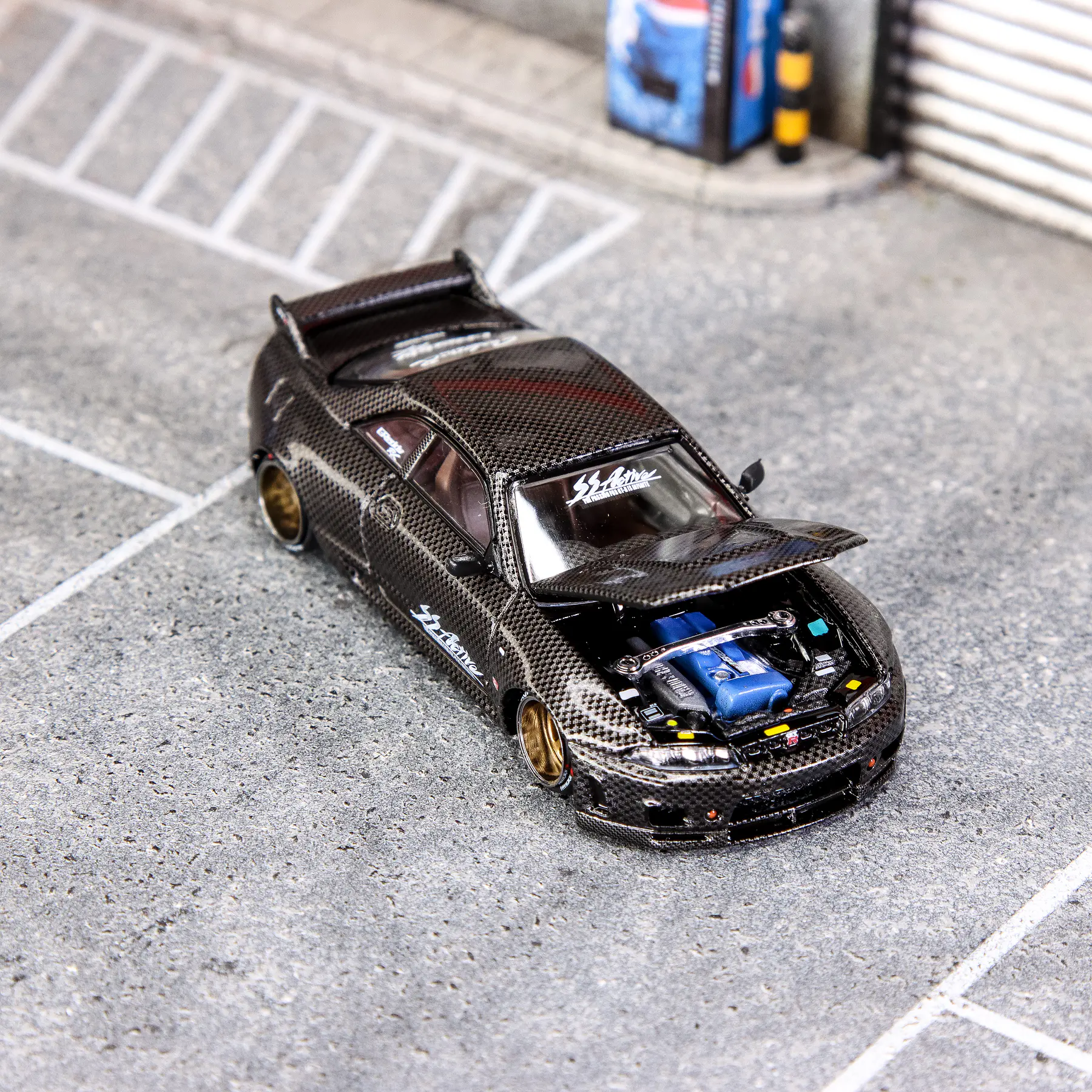 Kaido House x Mini GT 1:64 Nissan Skyline GT-R (R33) Active Carbon R