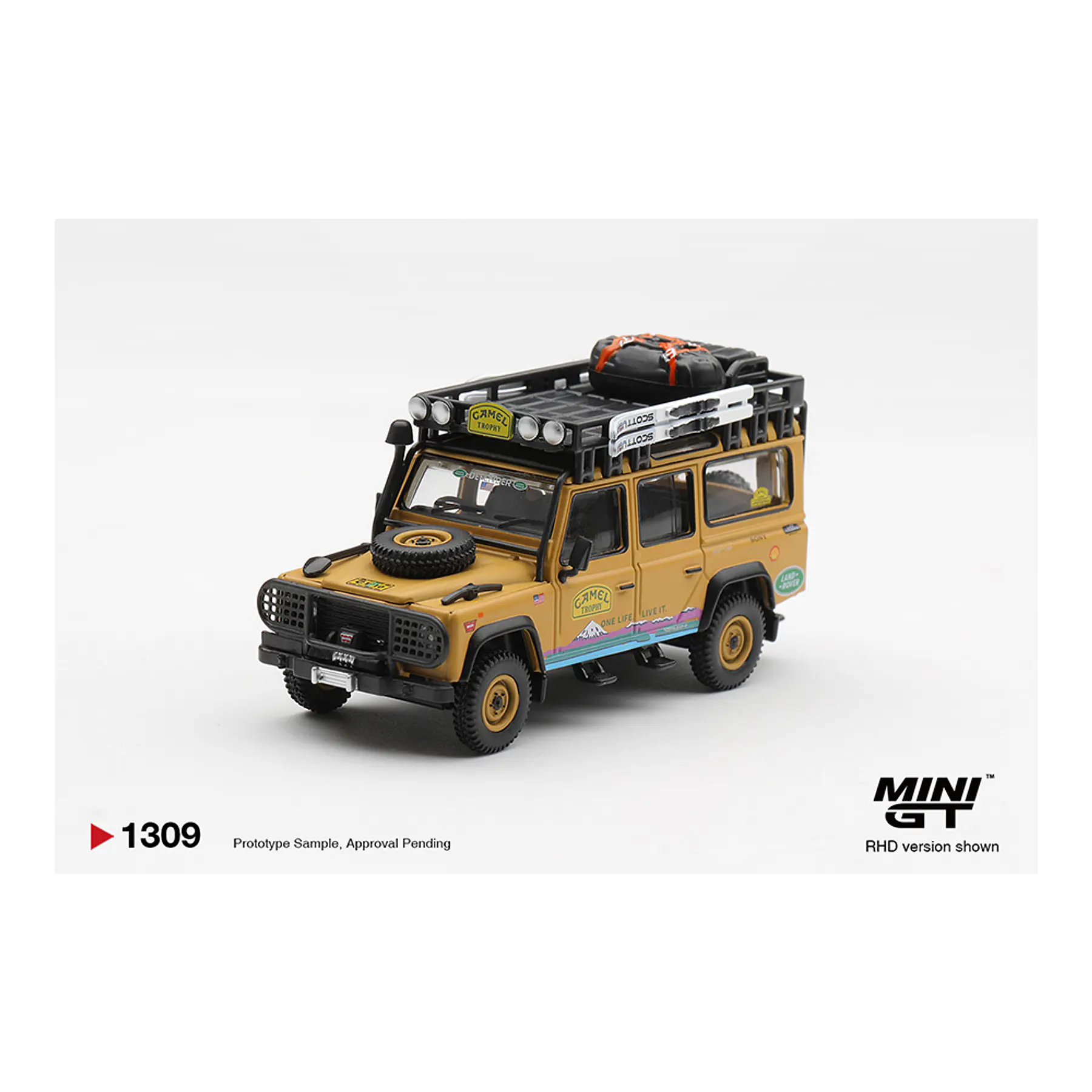 (PREVENTA) Mini GT 1:64 #1309 Land Rover Defender 110 1998 Camel Trophy Tierra del Fuego CT.10 USA