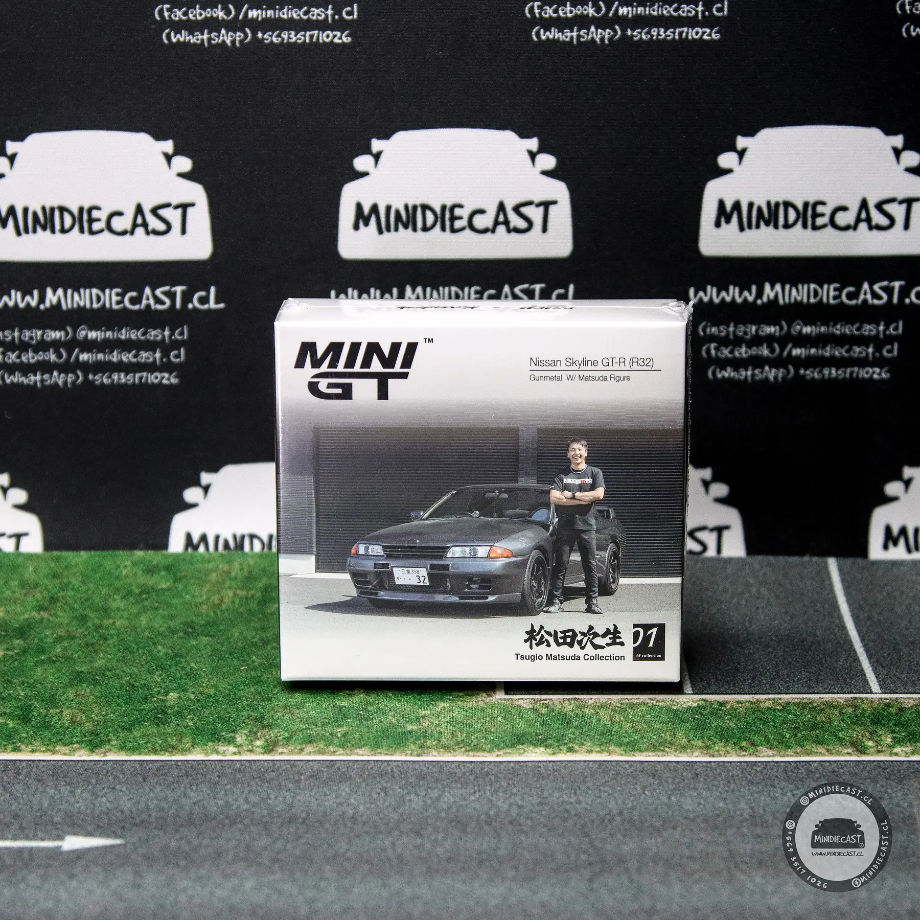 Mini GT 1:64 Nissan Skyline GT-R (R32) Nismo. Gunmetal W/ Matsuda Figure – Tsugio Matsuda Collection
