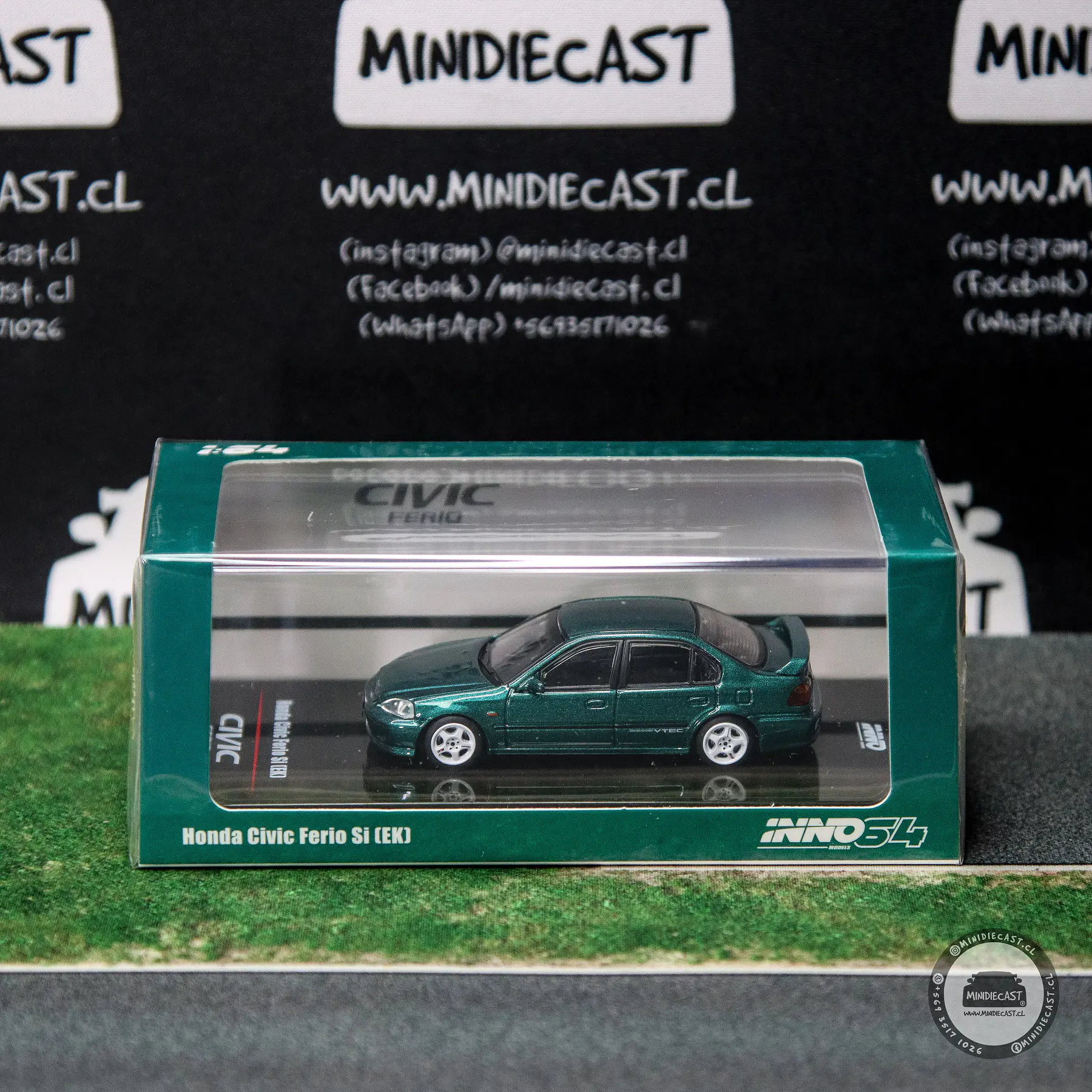 Inno64 1:64 Honda Civic Ferio Si (EK) Green
