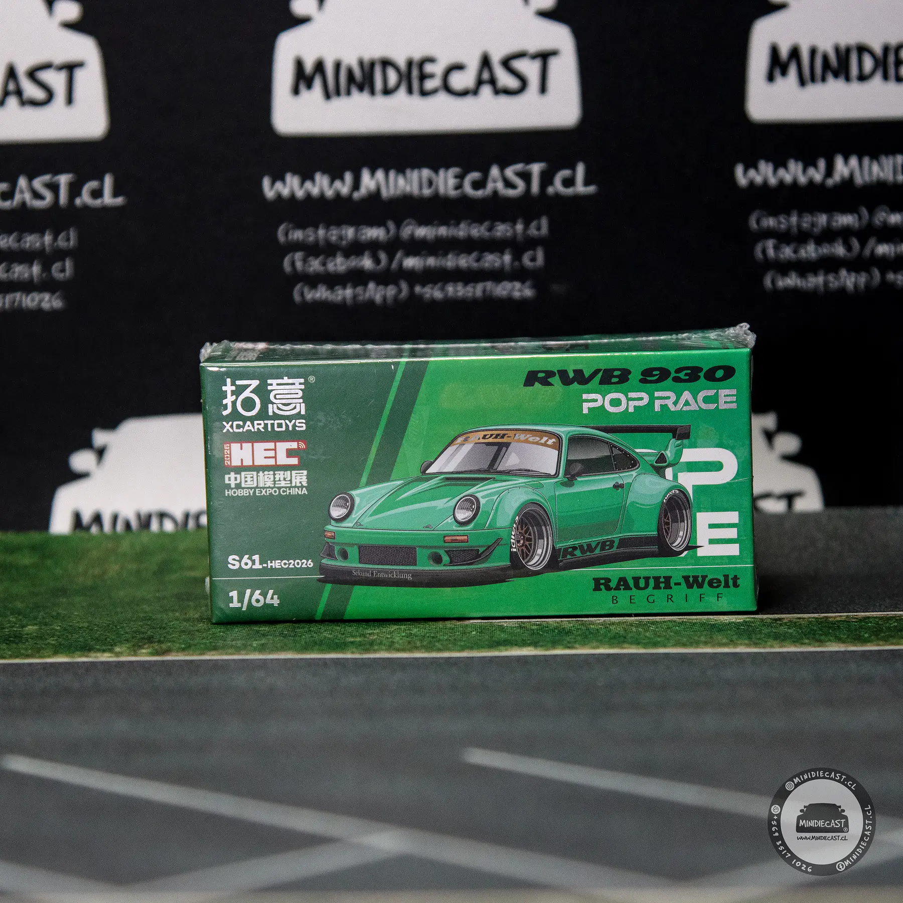 Pop Race 1:64 Porsche RWB 930 Green HEC 2026