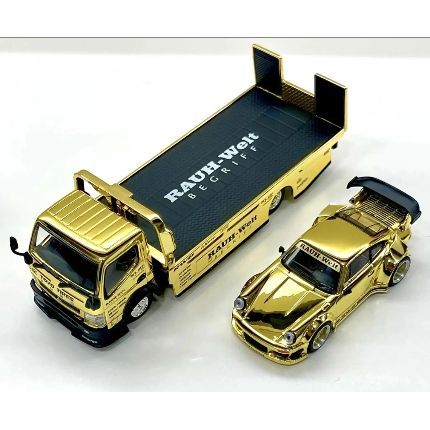 Pop Race 1:64 Porsche RWB930 Gold Chrome Set HEC 2026 Limited Edition