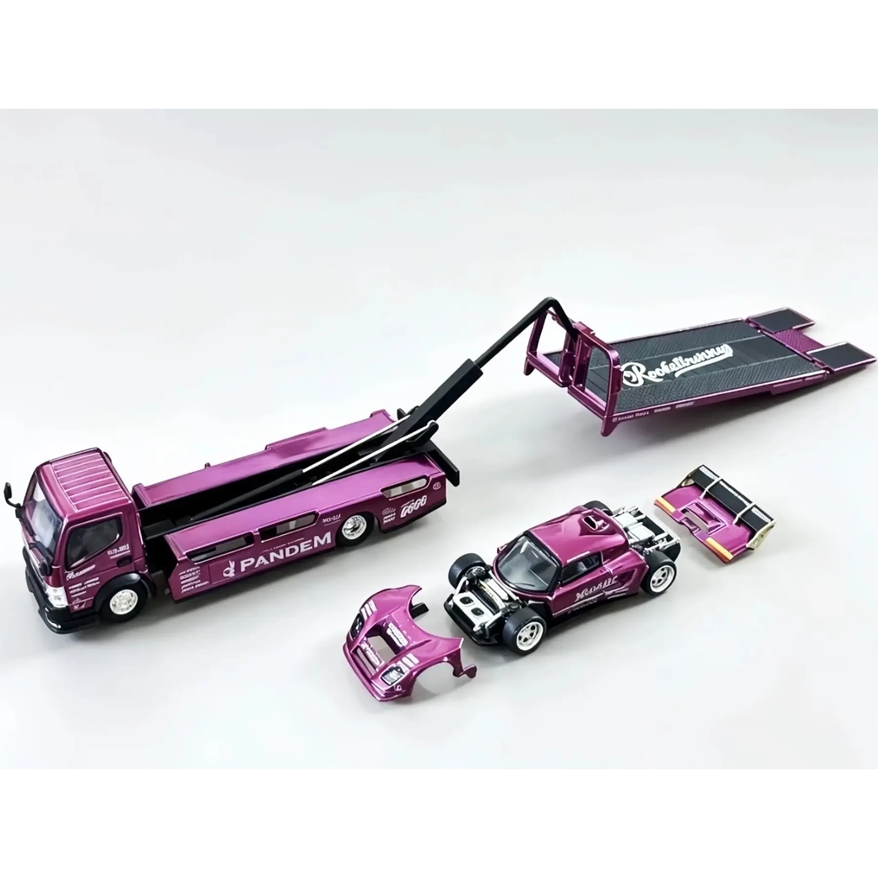 Pop Race 1:64 PANDEM Lotus Elise and FUSO Truck Set HEC 2026