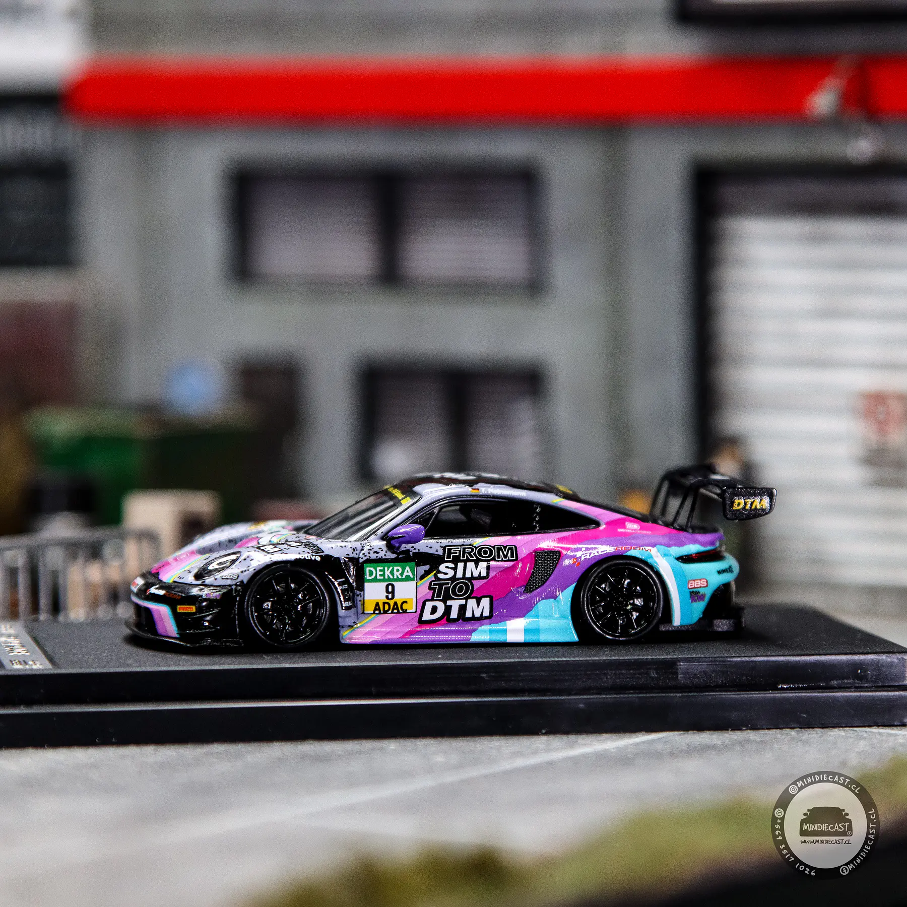 Star Race 1:64 Porsche 911 GT3 R (992) Black Purple #9.
