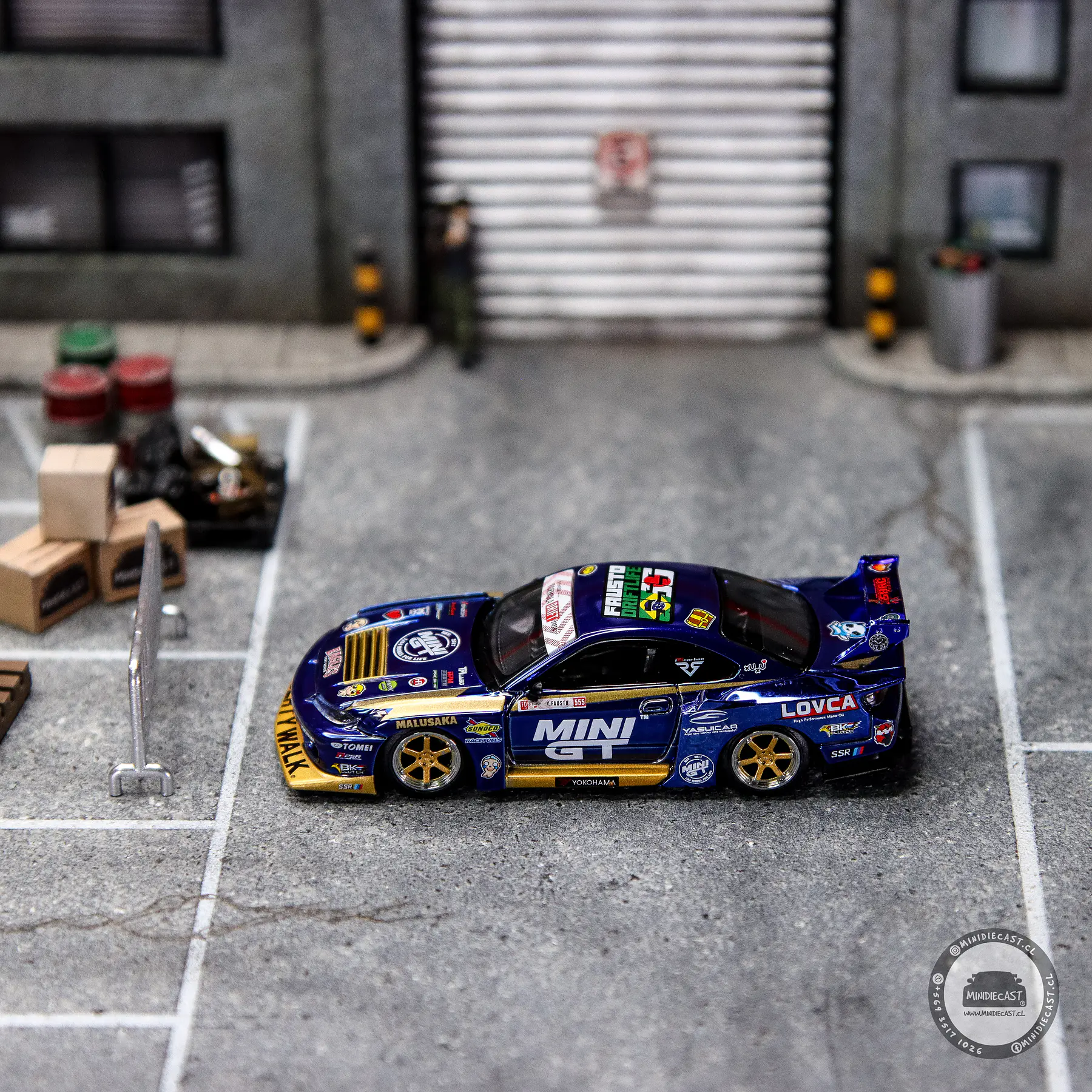 Mini GT 1:64 Nissan LB-Super Silhouette S15 SILVIA #555 Team MINI GT Liberty Walk 2025 Formula Drift – Chrome Blue. 