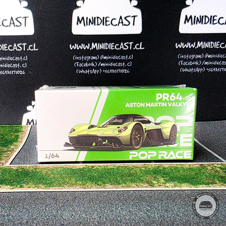 Pop Race 1:64 Aston Martin Valkyrie Iridescent Emerald (Green)