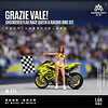 (PREVENTA) MoreArt 1:64 Motorcycle Grazie Vale Flag Racing with Girl Doll Resin Model