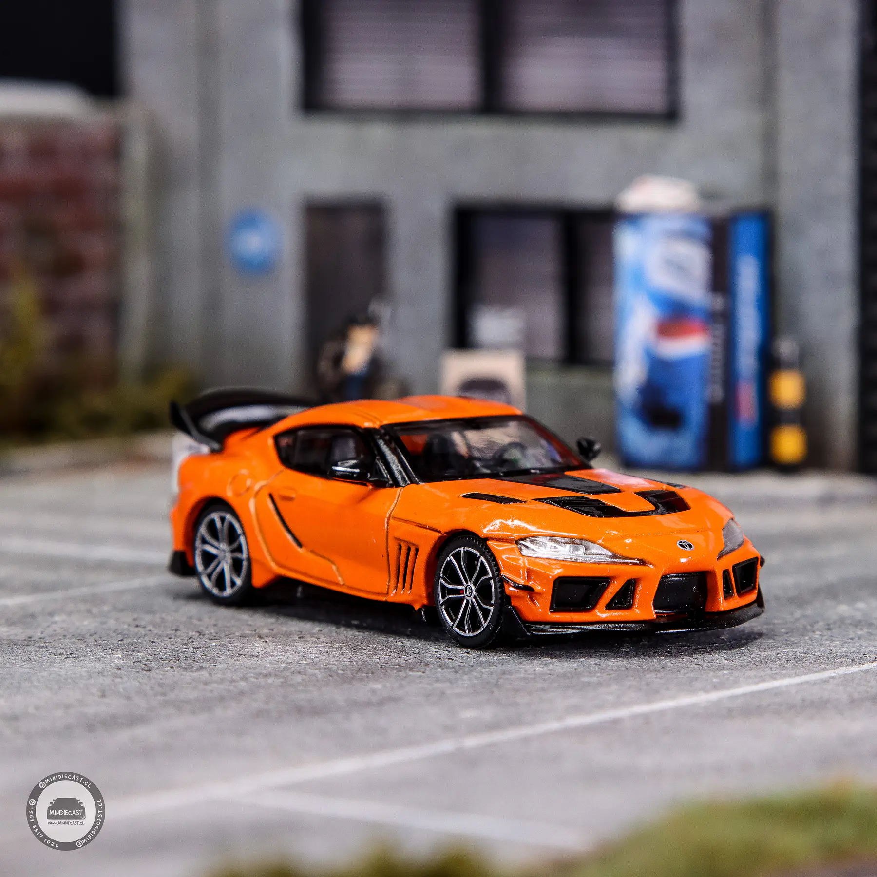 Pop Race 1:64 Toyota Darwin PRO 66G NWB Supra Orange