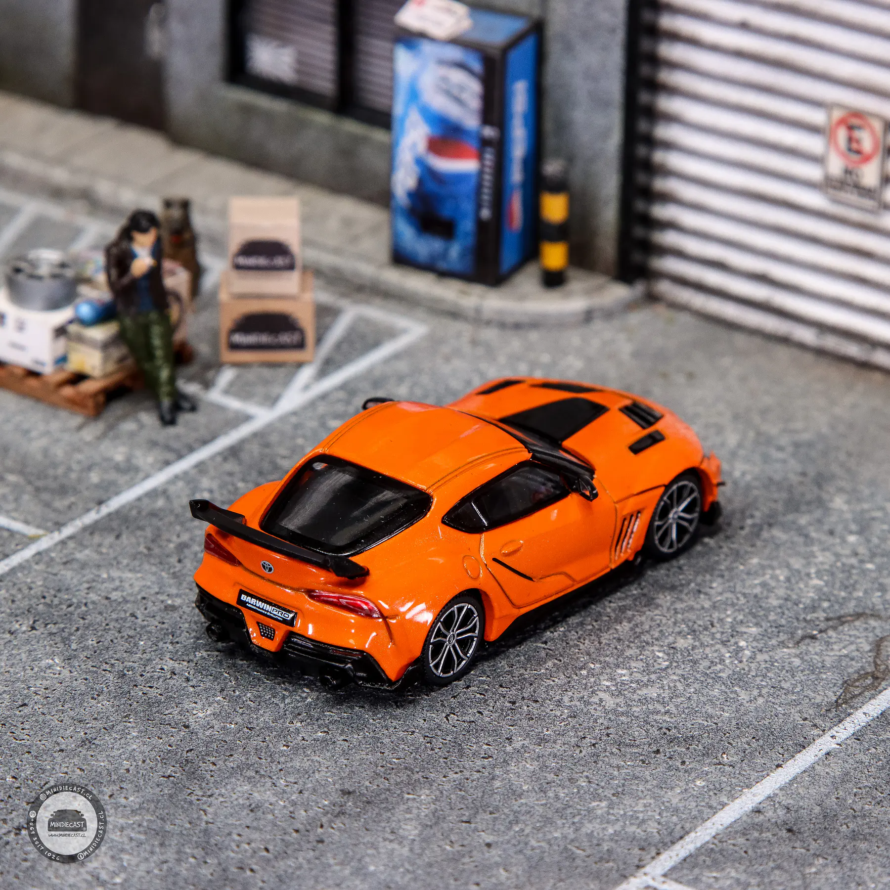 Pop Race 1:64 Toyota Darwin PRO 66G NWB Supra Orange