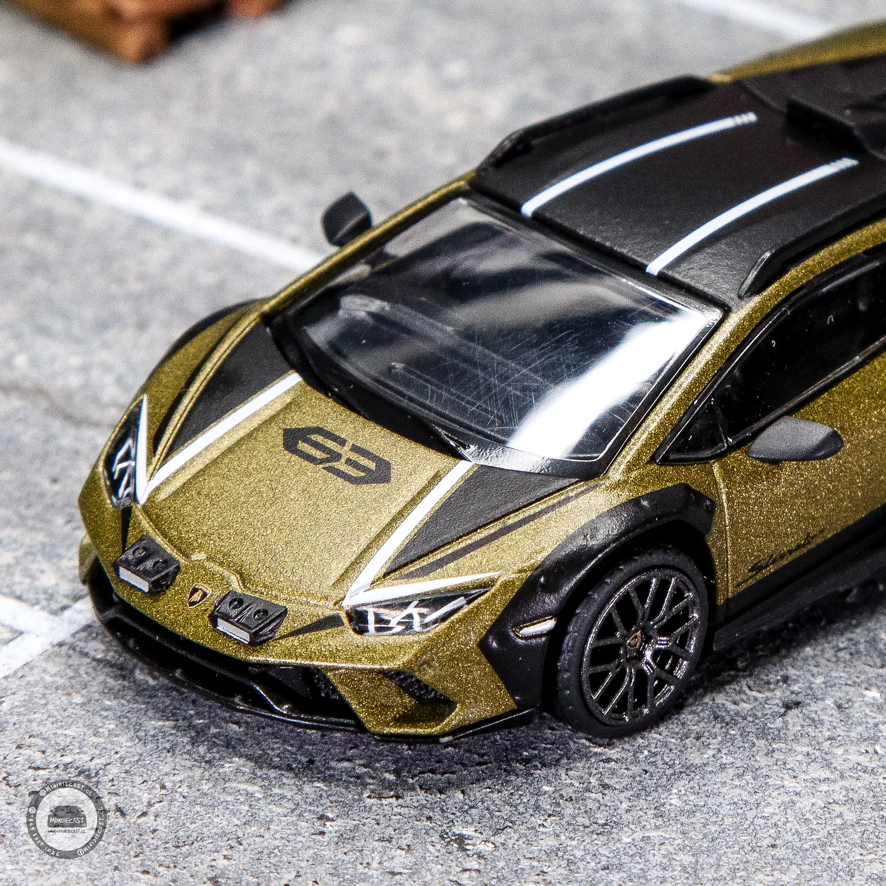 Mini GT 1:64 Lamborghini Huracán Sterrato – Verde Gea Matt- Mijo Exclusives.
