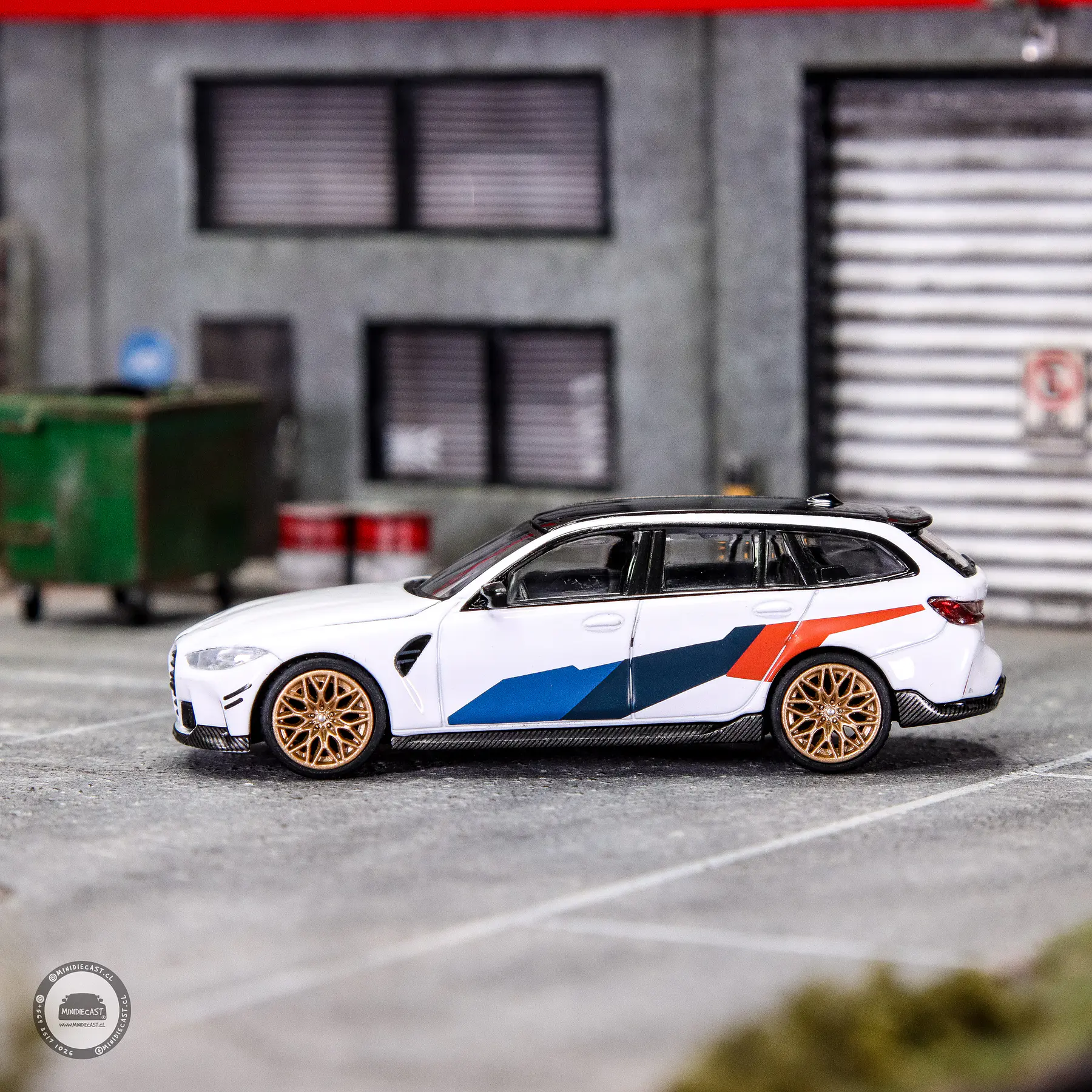 Mini GT 1:64 BMW M3 M Performance Touring – Alpine White