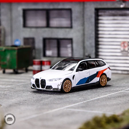 Mini GT 1:64 BMW M3 M Performance Touring – Alpine White