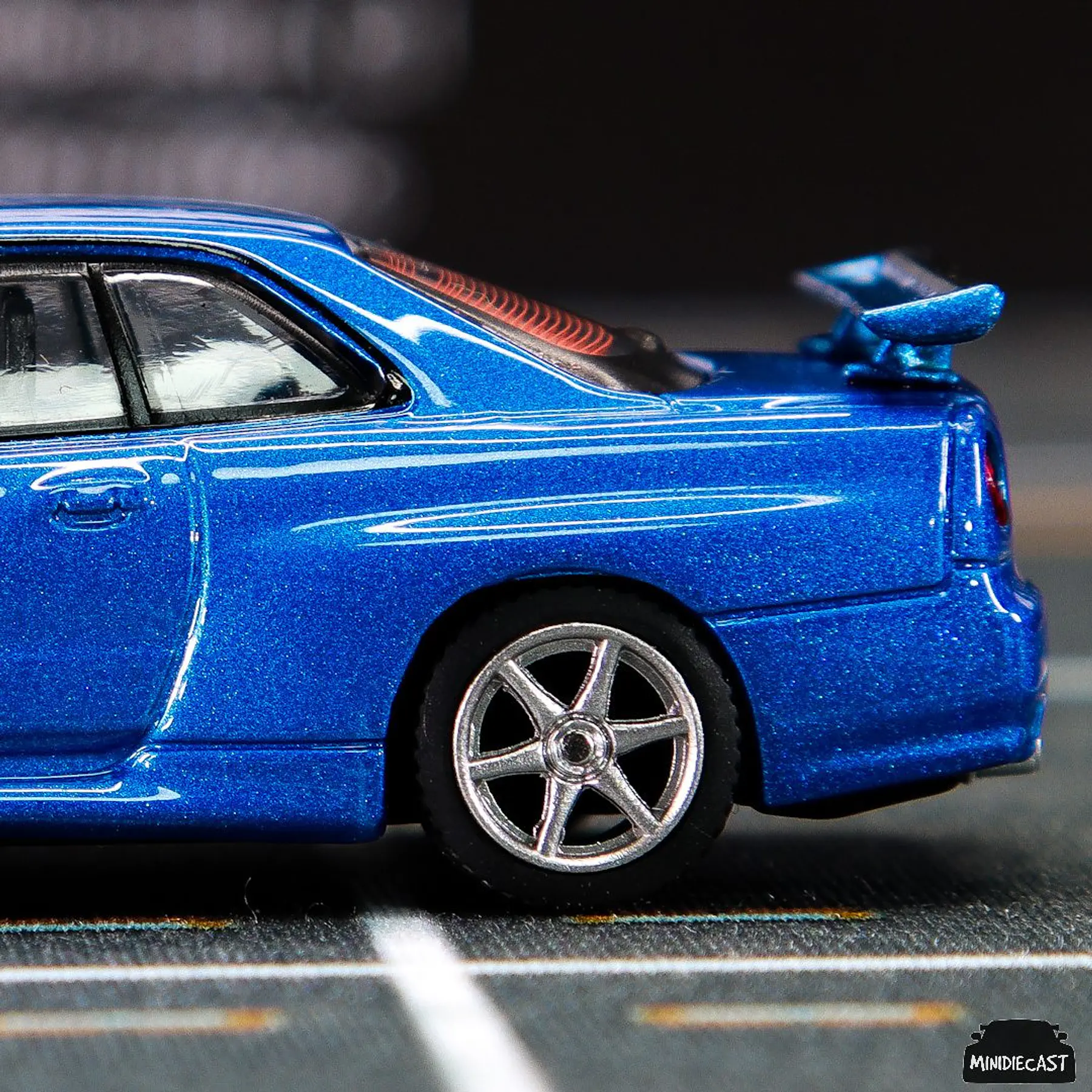 Mini GT 1:64 Nissan Skyline GT-R (R34) V-Spec II Bayside Blue