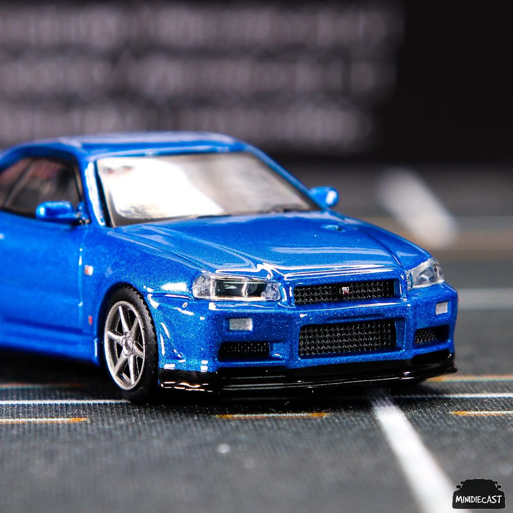 Mini GT 1:64 Nissan Skyline GT-R (R34) V-Spec II Bayside Blue