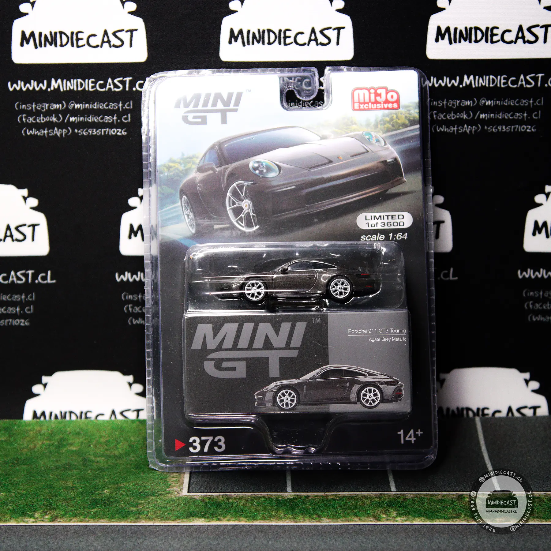 Mini GT 1:64 Mijo Exclusives Porsche 911 (992) GT3 Touring Grey