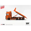 (PREVENTA) Mini GT 1:64 Scania 770S B8x4NA Hooklift Flatbed Orange – Limited Edition