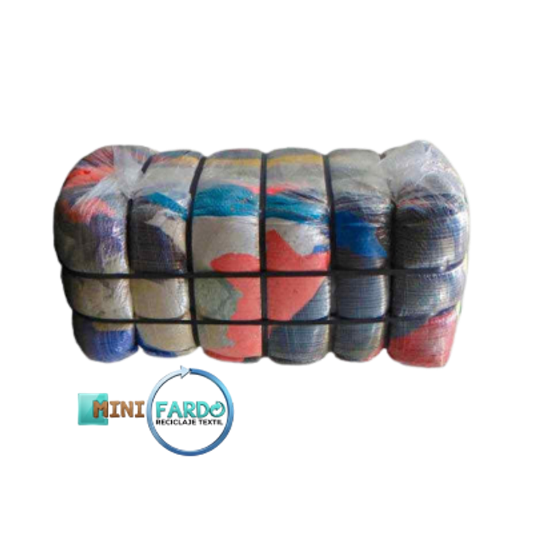 Fardo Cortavientos y Pantalones Nylon premium 40 kg 1