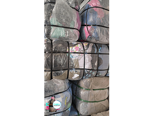 Fardo Uniformes clinicos  premium primera 40 - 45kg