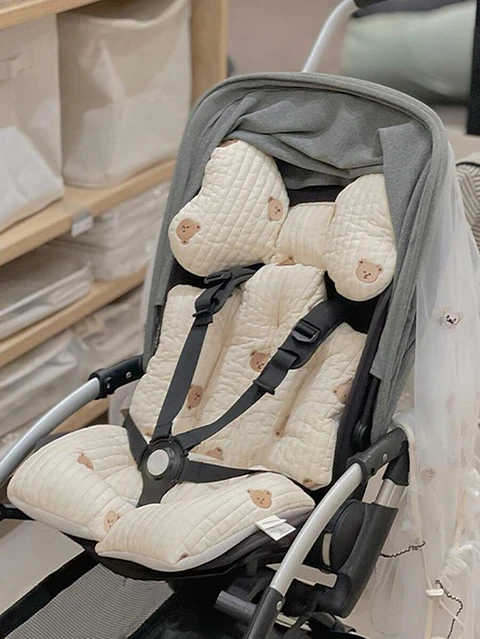 Cojín Acolchado para Cochecito con Patrón Bordado