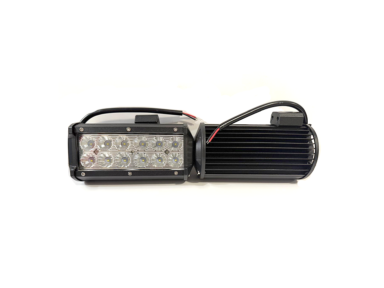 607070      FAROL FAENA 12 LED 1
