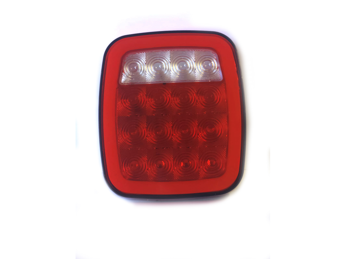 Faro Trasero LED Cuadrado Compacto  1