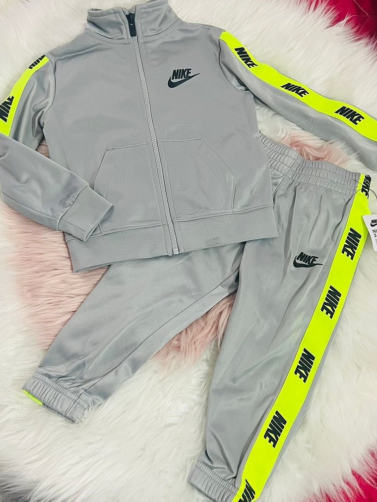 Conjunto Buzo Nike - T2 1